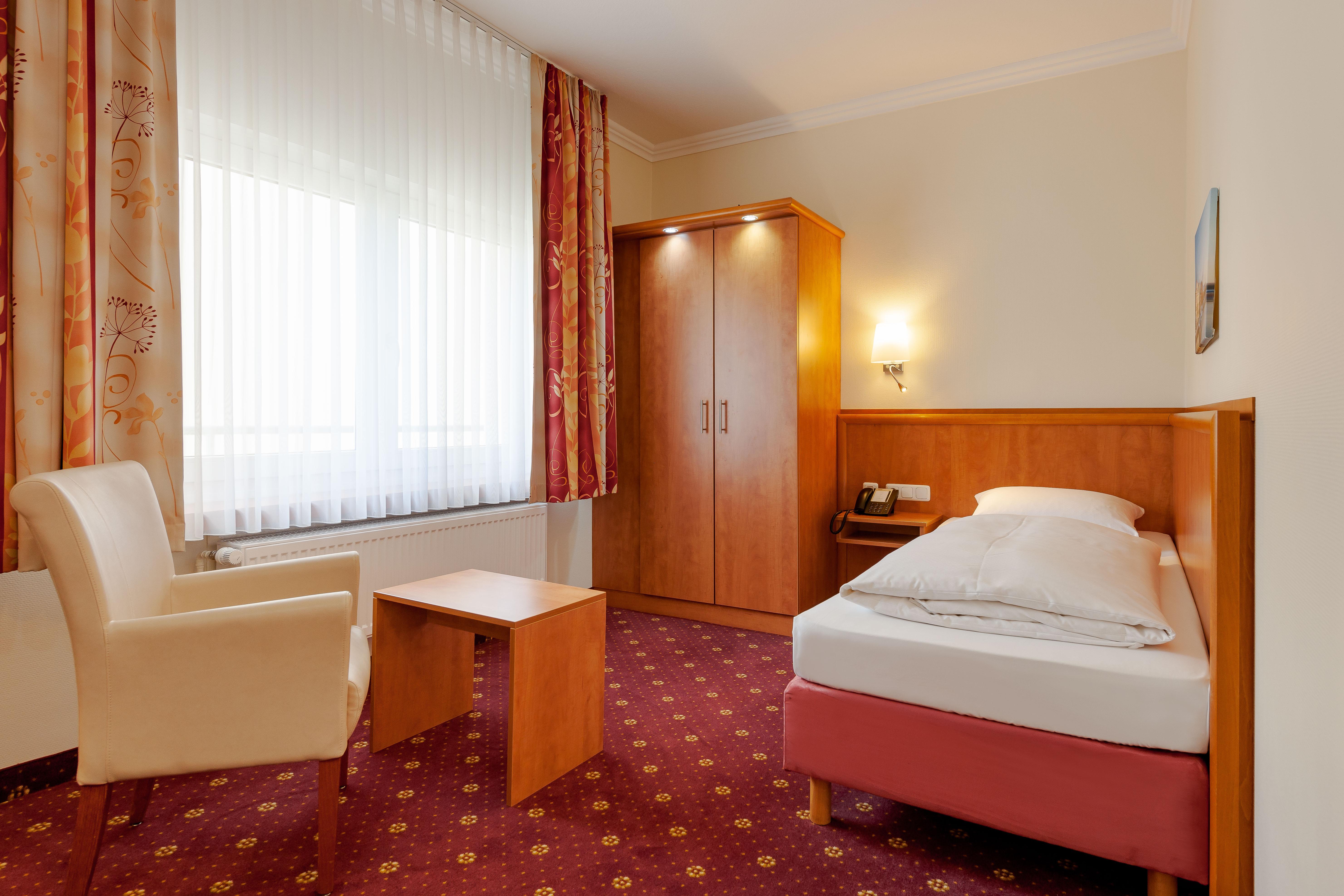 Mercure Center Hotel 3*