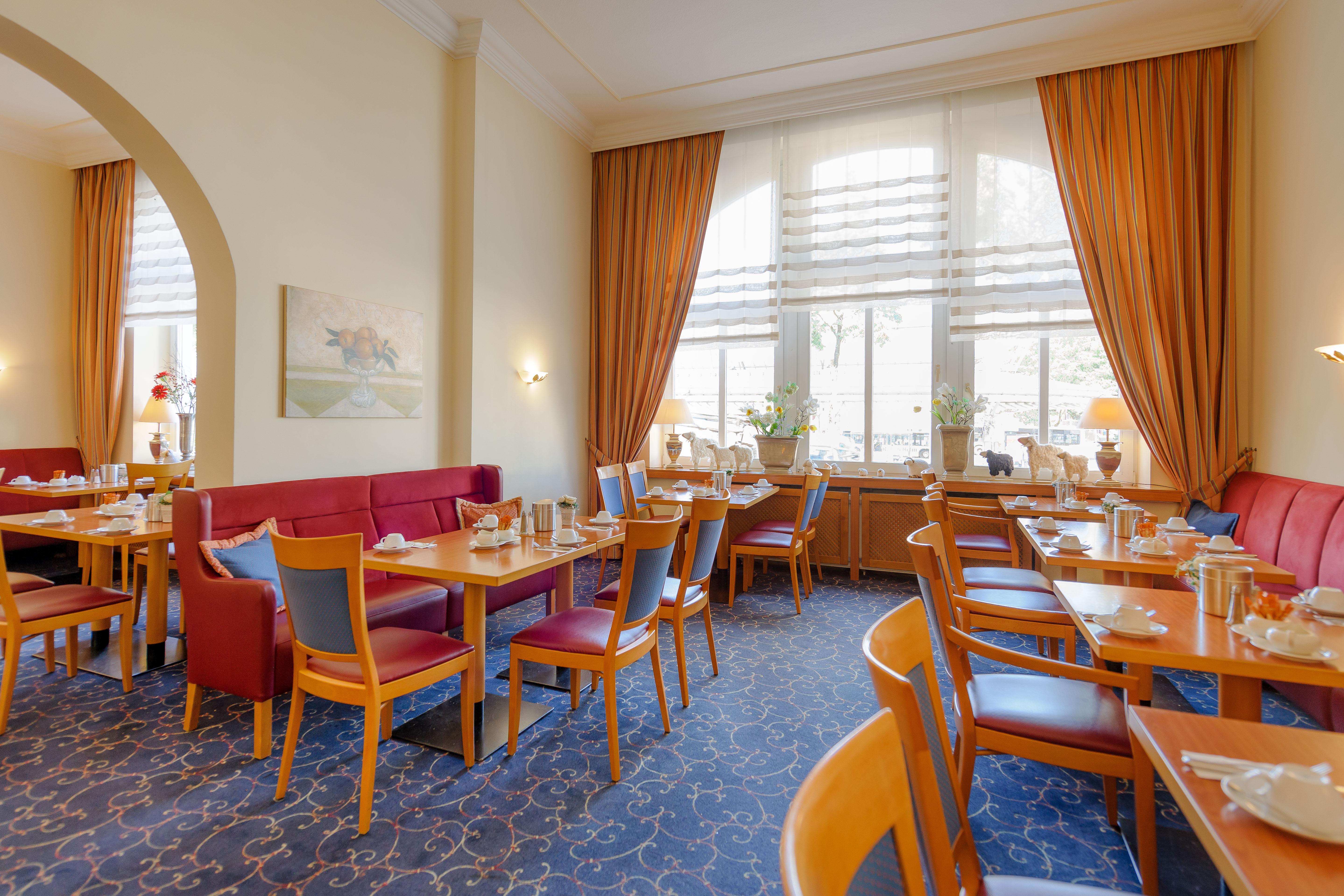 Mercure Center Hotel